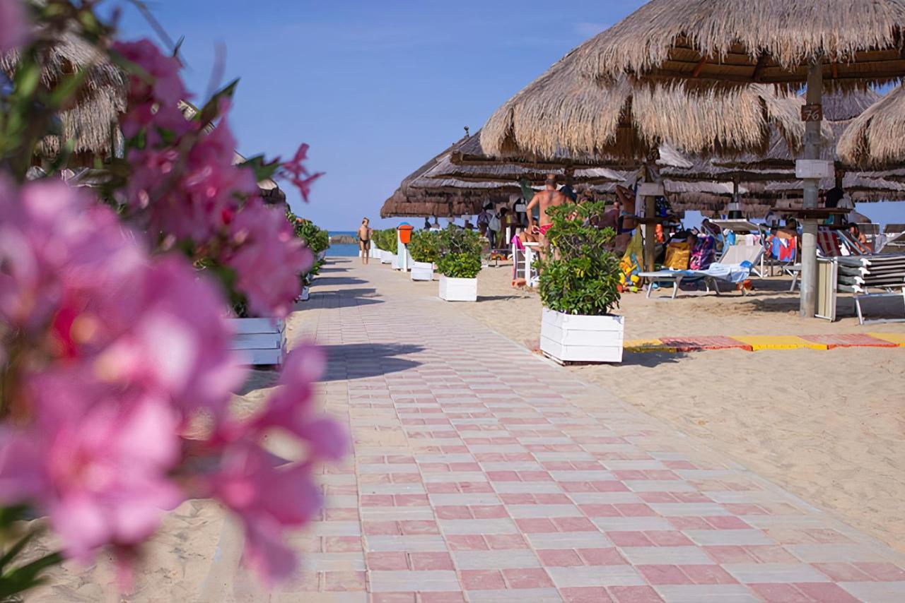 Suite113 In The Center With Beach Pescara Exterior photo